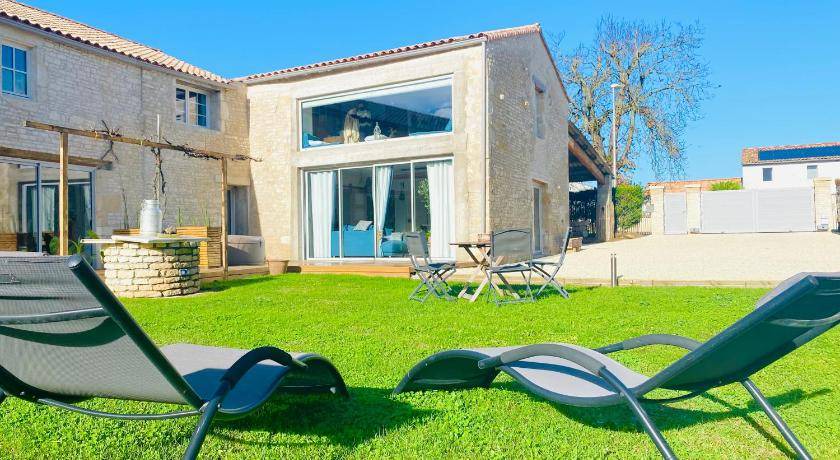 Saint-Medard-d'Aunis House | 70 m² House ∙ 2 bedrooms ∙ 6 guests