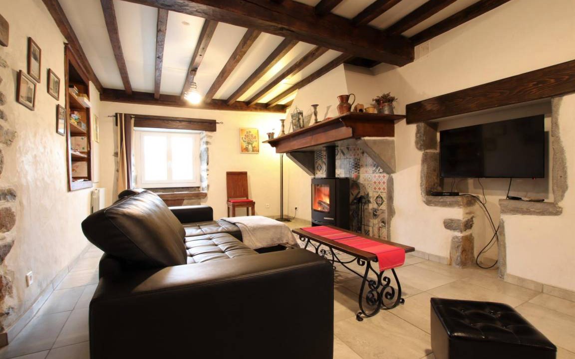 Ainhice-Mongelos House | 70 m² Gîte ∙ 2 bedrooms ∙ 4 guests