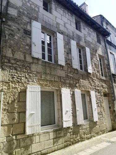 Saintes House | 70 m² House ∙ 2 bedrooms ∙ 4 guests