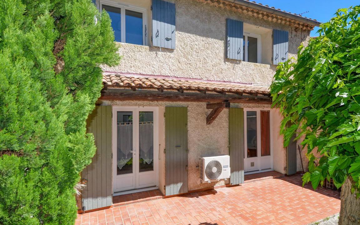 Eyguieres House | 70 m² House ∙ 3 bedrooms ∙ 5 guests