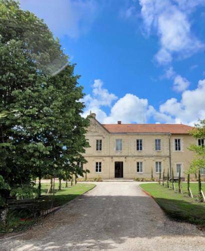 Queyrac Bed & Breakfast | 700 m² Bed and breakfast ∙ 6 bedrooms ∙ 15 guests
