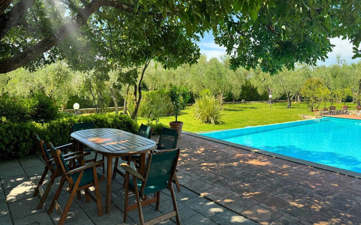 Grassina Villa | 700 m² Villa ∙ 7 bedrooms ∙ 13 guests