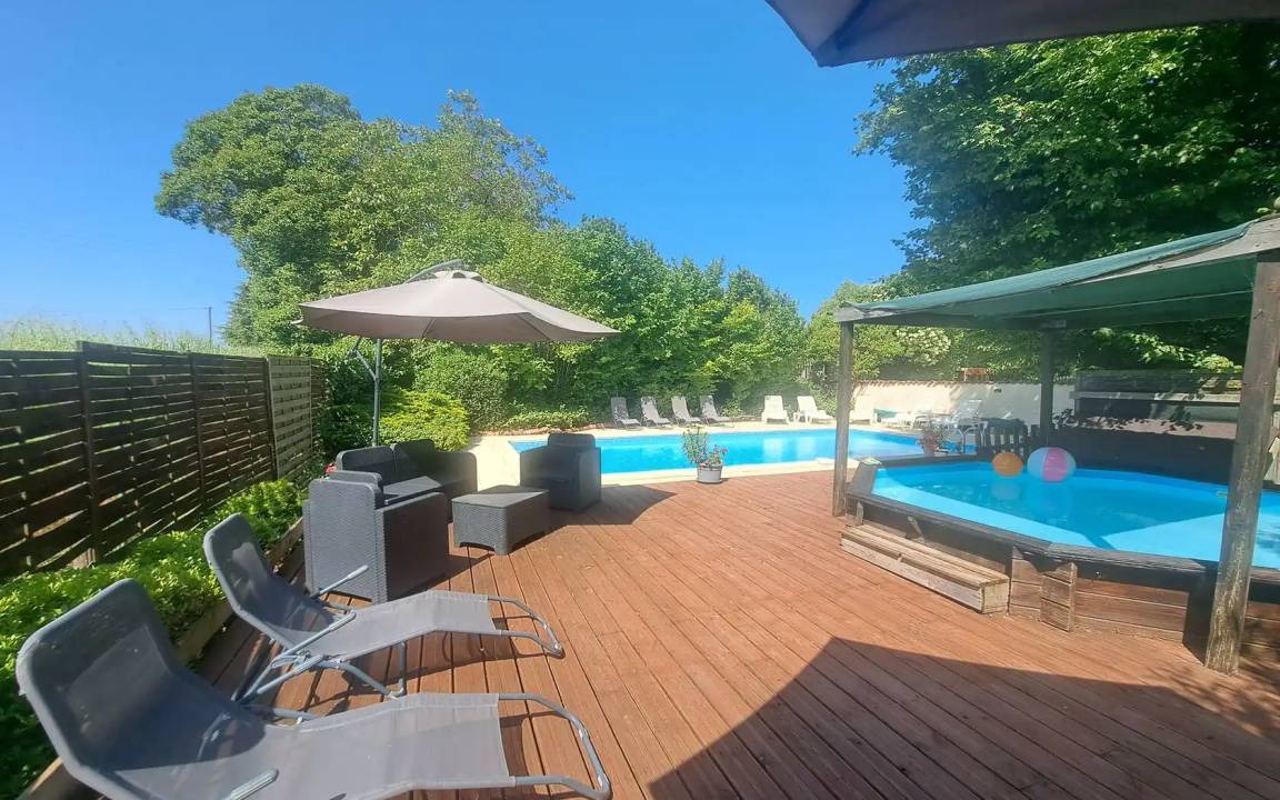 Saint-Pierre-de-Juillers House | 72 m² House ∙ 3 bedrooms ∙ 6 guests