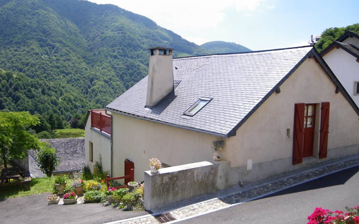 Aydius House | 75 m² Gîte ∙ 3 bedrooms ∙ 6 guests