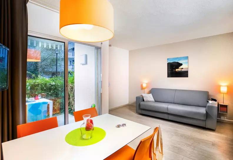 Soustons Apartment | 80 m² Apartment ∙ 3 bedrooms ∙ 8 guests