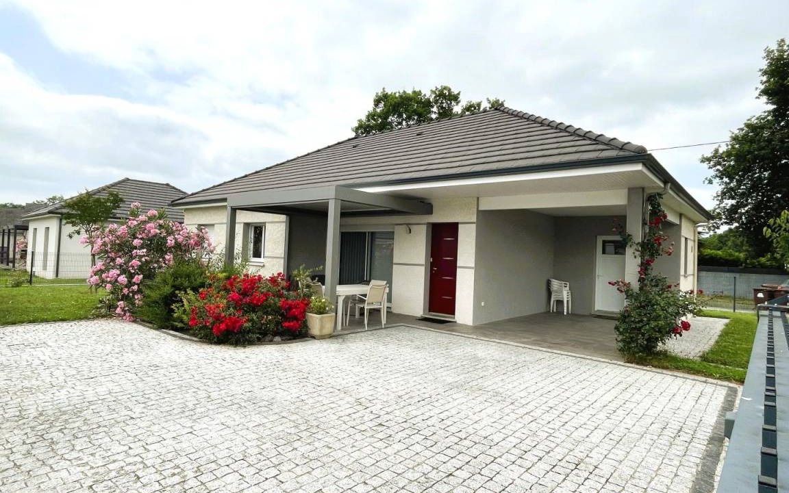Pau Bearn Pyrenees House | 80 m² Gîte ∙ 2 bedrooms ∙ 4 guests