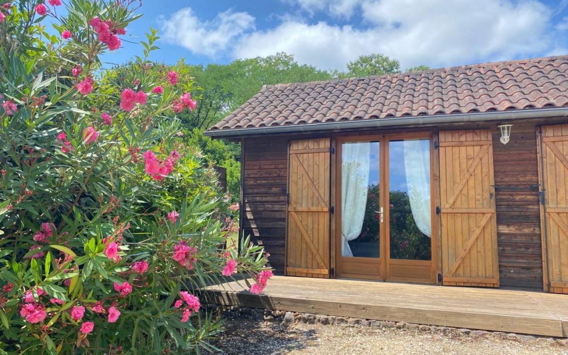 Saint-Chamassy House | 80 m² Gîte ∙ 2 bedrooms ∙ 4 guests