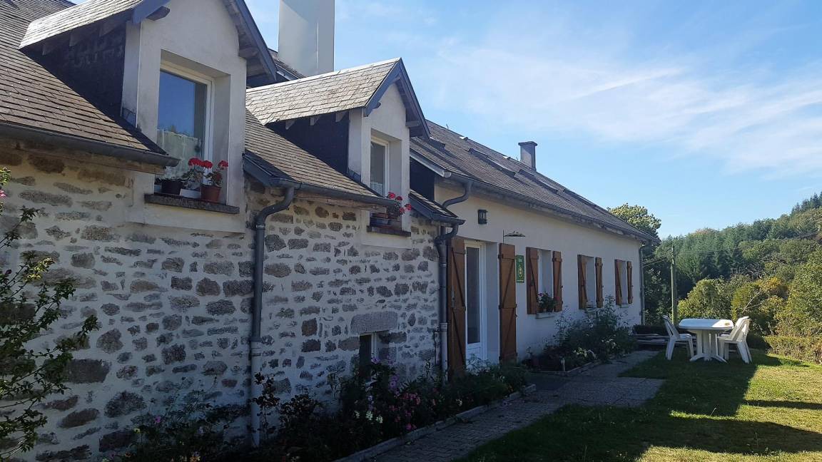 Bonnefond House | 80 m² Gîte ∙ 3 bedrooms ∙ 6 guests