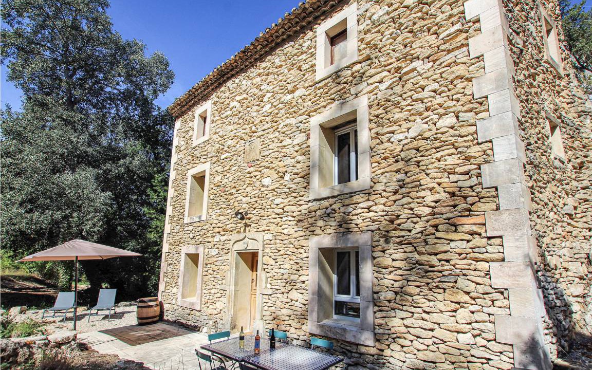 Apt House | 82 m² House ∙ 2 bedrooms ∙ 6 guests