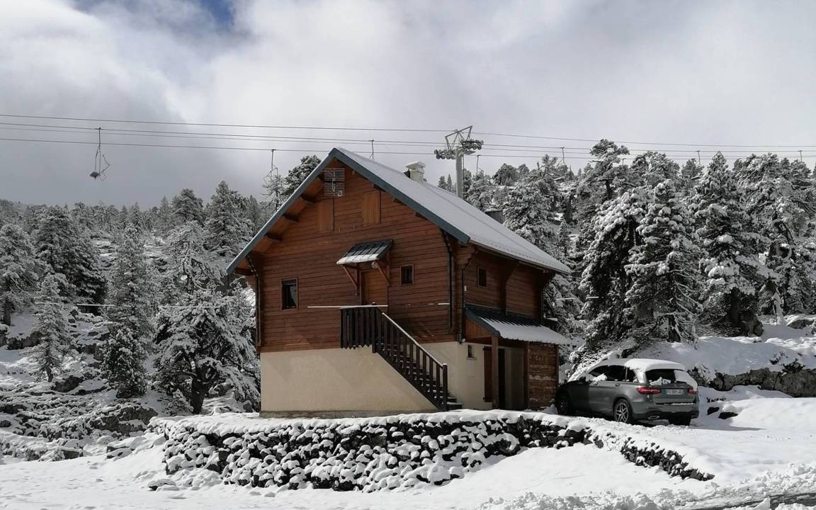 Arette Ski Chalet | 85 m² Chalet ∙ 4 bedrooms ∙ 8 guests