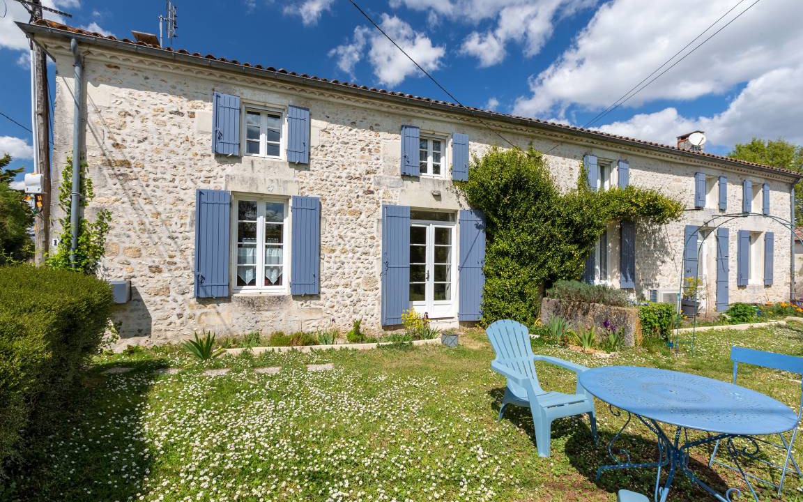 Epargnes House | 85 m² House ∙ 2 bedrooms ∙ 4 guests