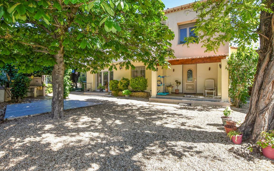 Sorgues House | 85 m² House ∙ 2 bedrooms ∙ 6 guests