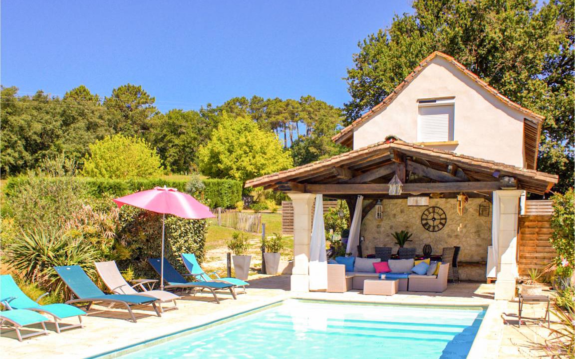 St-Sauveur-Lalande House | 90 m² Farmhouse ∙ 3 bedrooms ∙ 8 guests