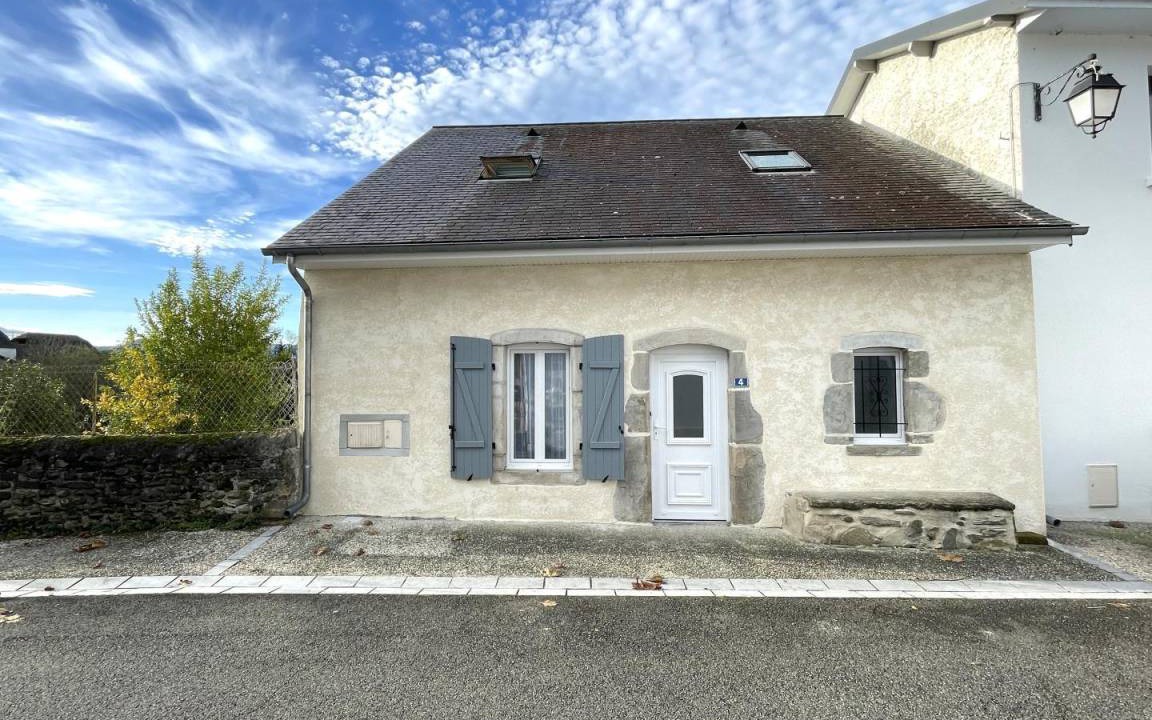 Moumour House | 90 m² Gîte ∙ 2 bedrooms ∙ 4 guests