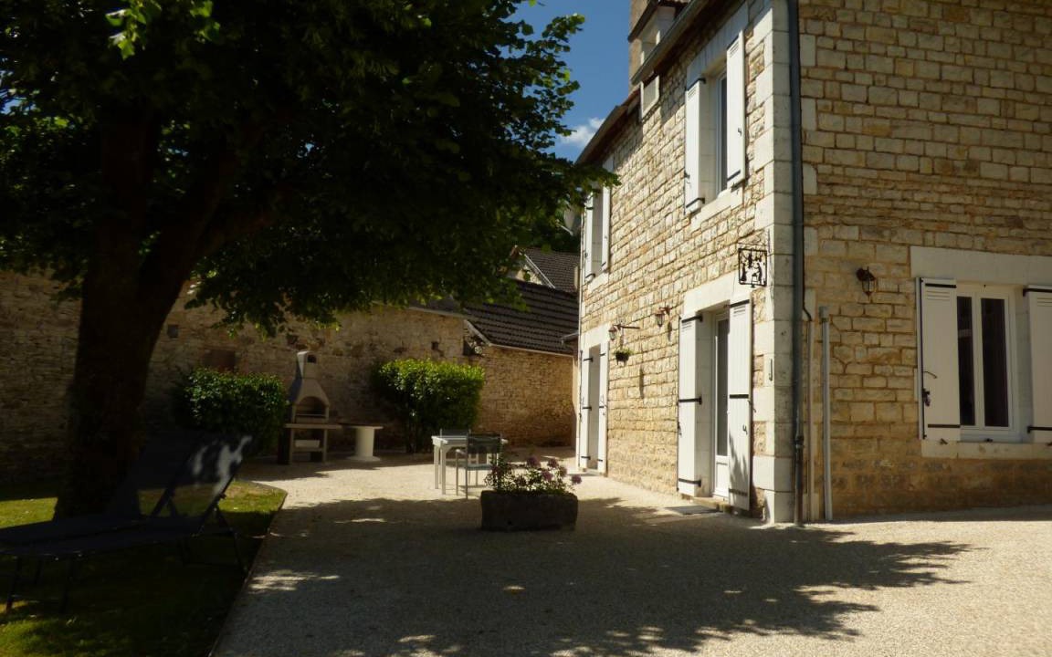 Coly House | 90 m² Gîte ∙ 3 bedrooms ∙ 6 guests