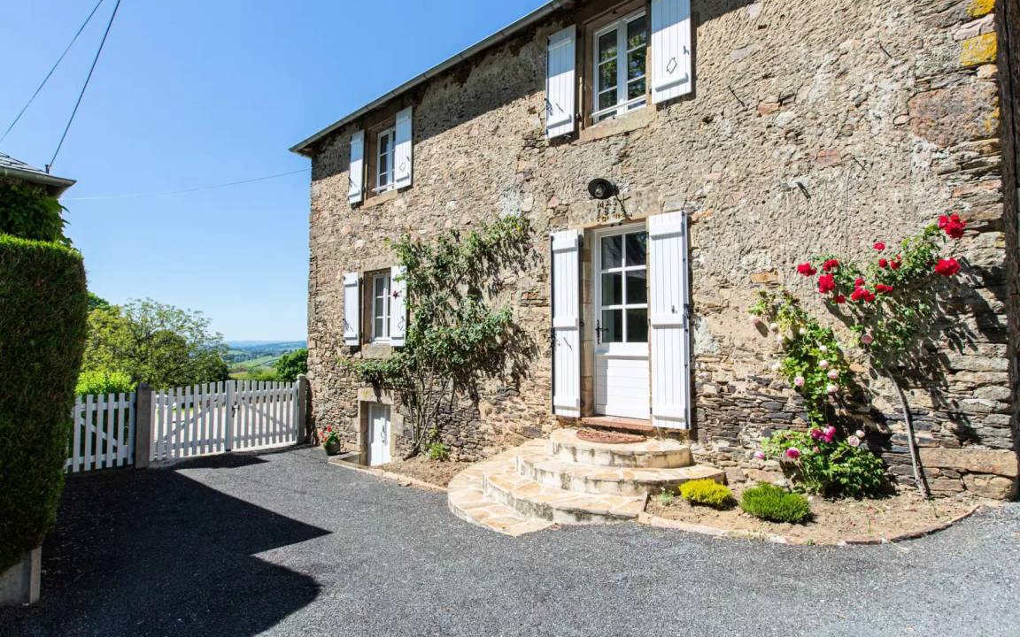 Albignac House | 90 m² House ∙ 2 bedrooms ∙ 4 guests