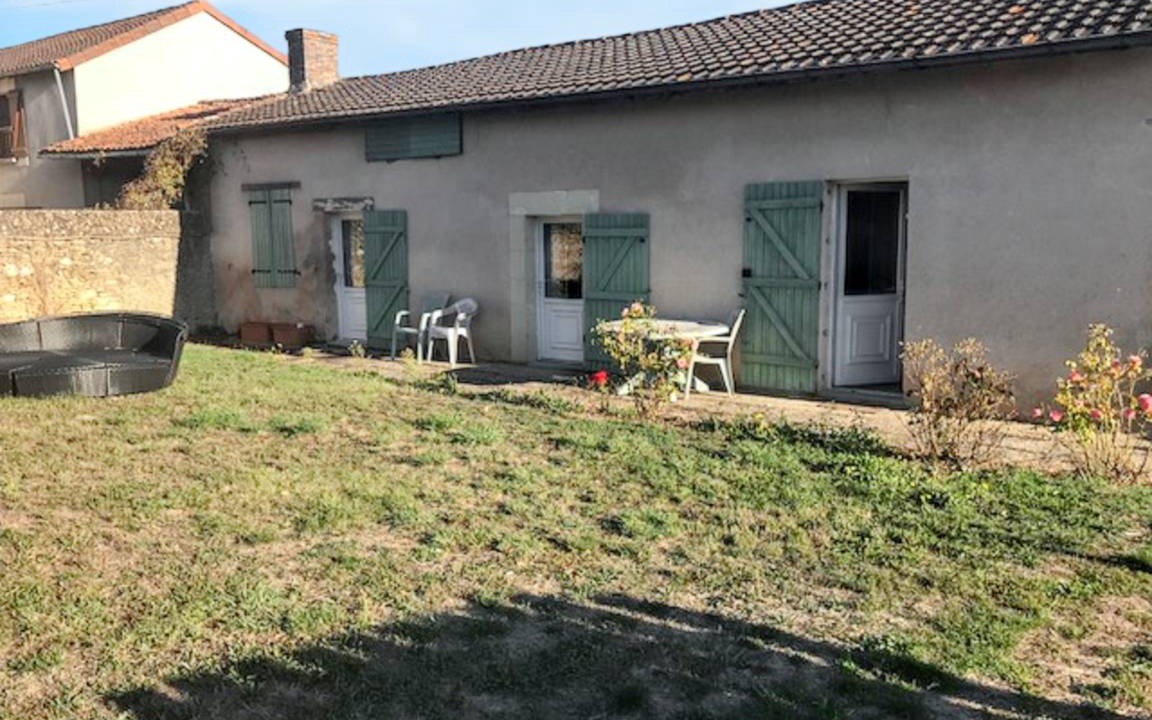 Mouterre-Silly House | 90 m² House ∙ 1 bedroom ∙ 3 guests
