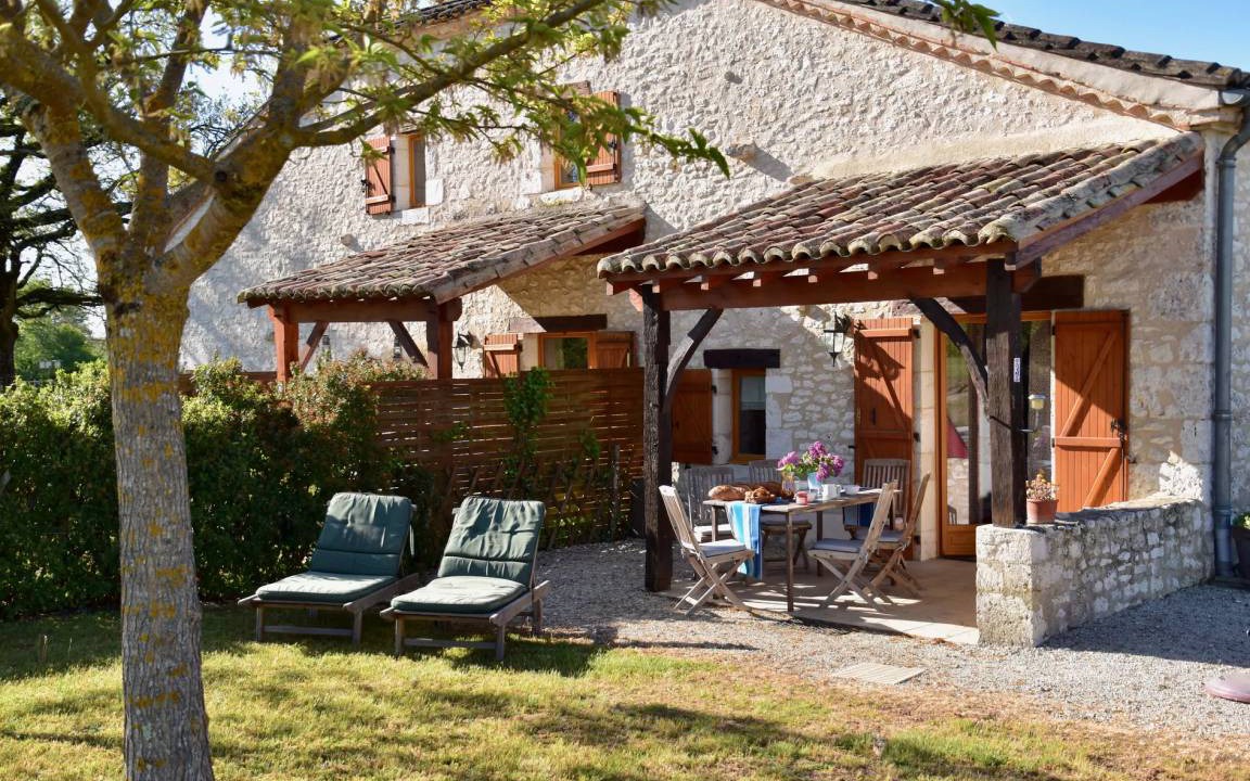 Monflanquin Apartment | 95 m² Apartment ∙ 2 bedrooms ∙ 7 guests