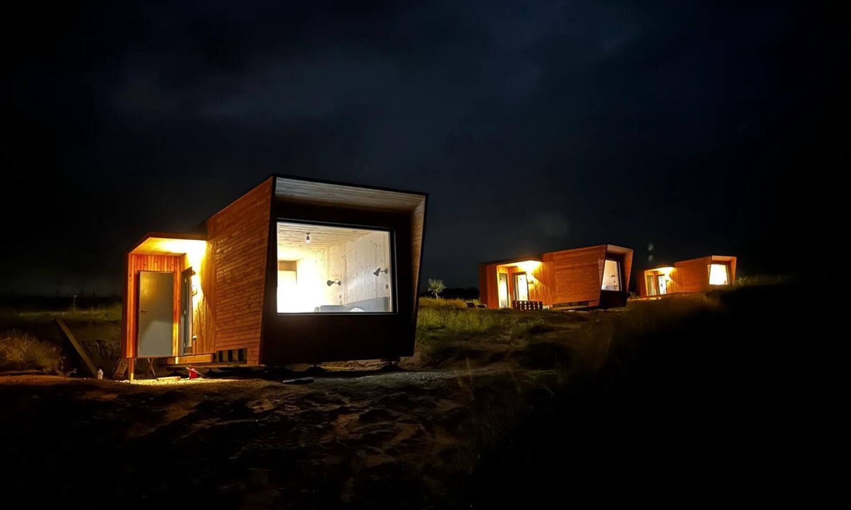 Berson Cabin | A unique & tranquil vineyard cabin nestled amongst the vines