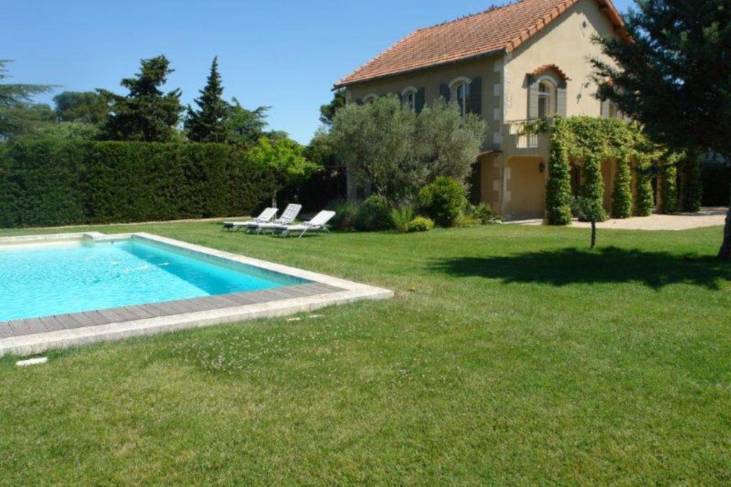 Eygalieres Villa | ACCENT IMMOBILIER - Villa Michel piscine chauffée