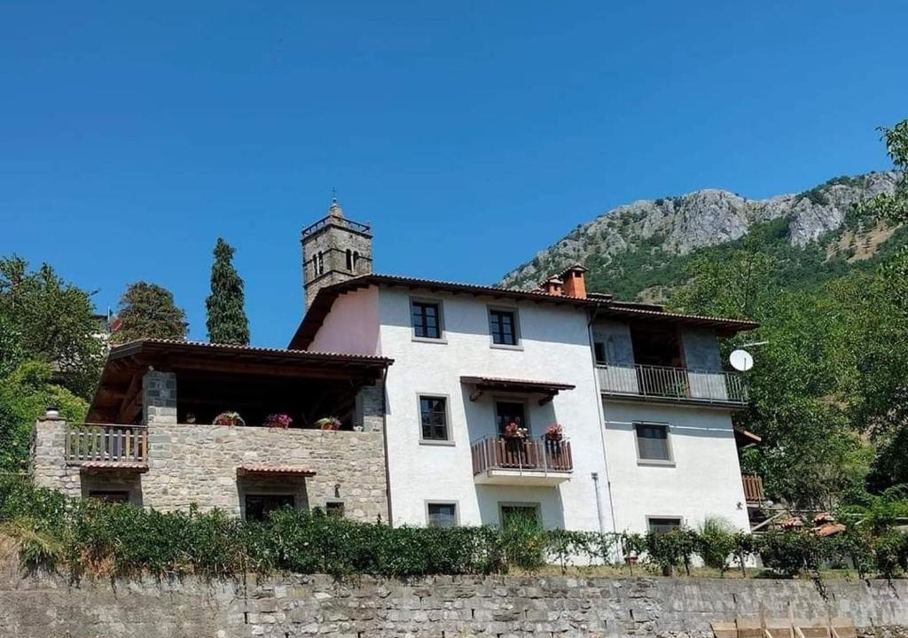 Corfino Villa | Agriturismo dal nonno Merico