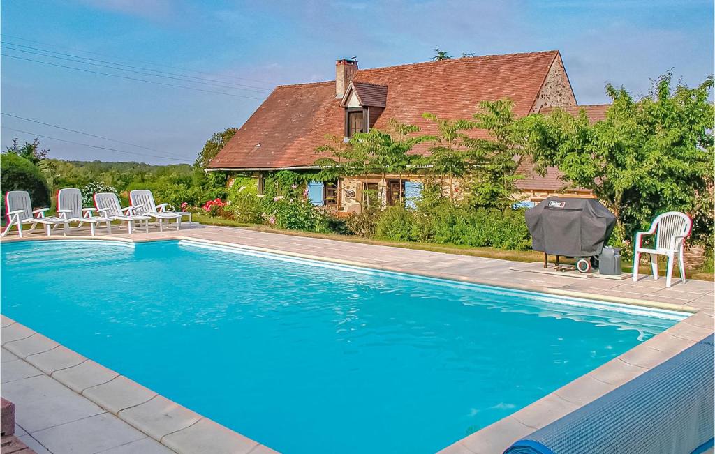 Saint-Priest-les-Fougeres House | Amazing Home In St Priest La Fougeres