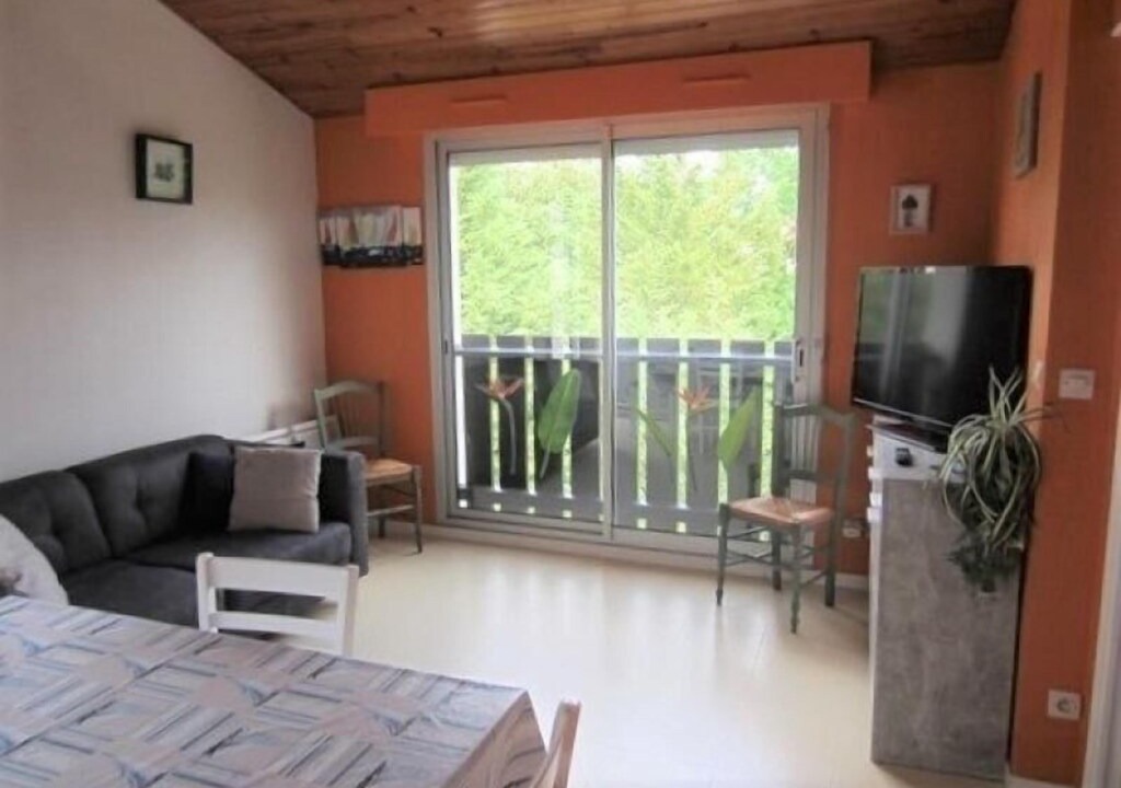 Saint-Georges-de-Didonne Apartment | Apartment Saint-Georges-de-Didonne, 1 bedroom, 5 persons