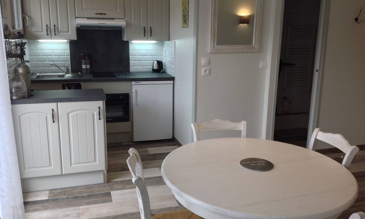 Arcachon Apartment | APARTMENT CLASS 3 STAR APARTMENT. TOWN CENTER AND BEACH ON FOOT