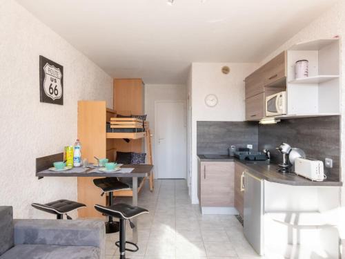 Mimizan-Plage Apartment | Apartment Les vagues by Interhome