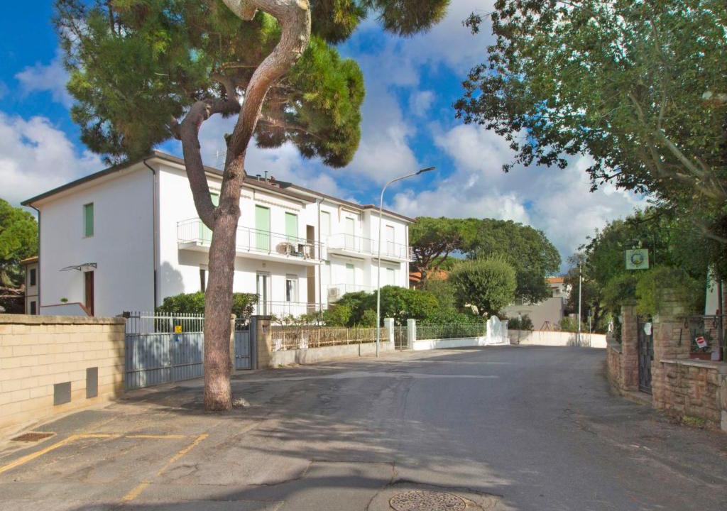 San Vincenzo Apartment | Apartment Levante by Interhome