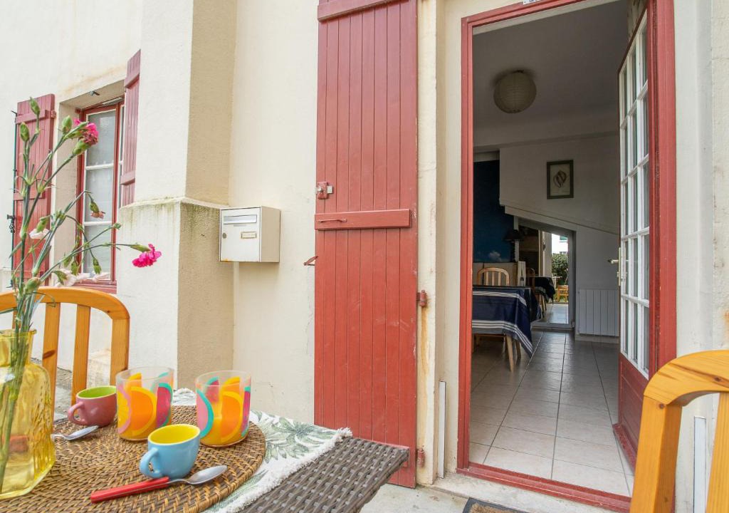 Saint-Jean-de-Luz City Center Apartment | Apartment Louis XIV by Interhome