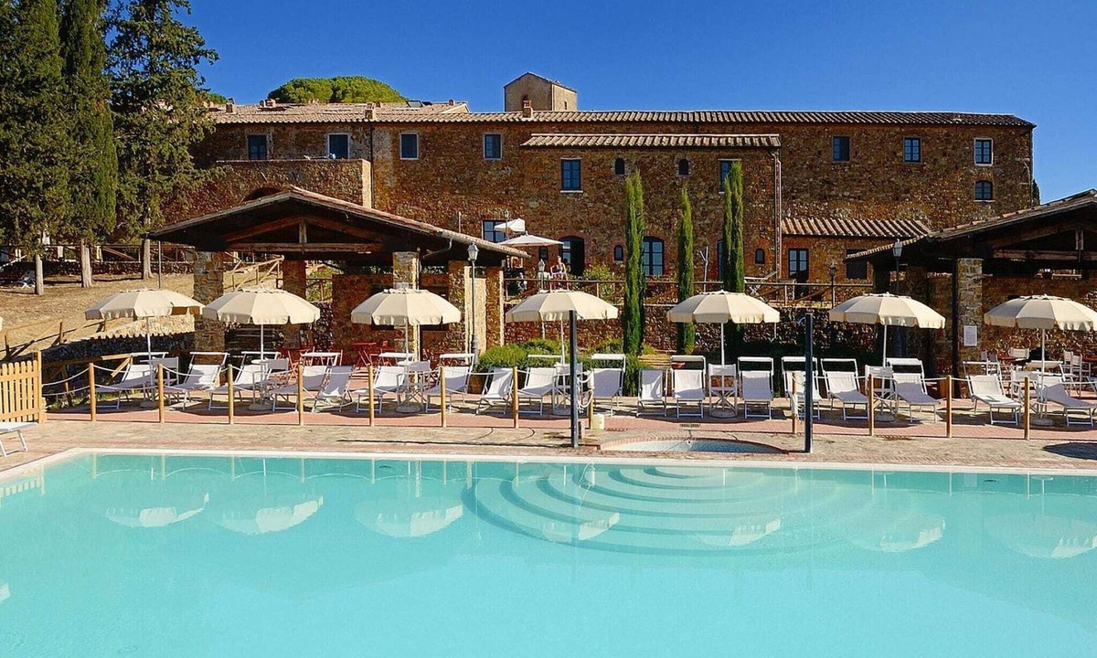 Casalappi Apartment | Apartment Stay in Campiglia Town