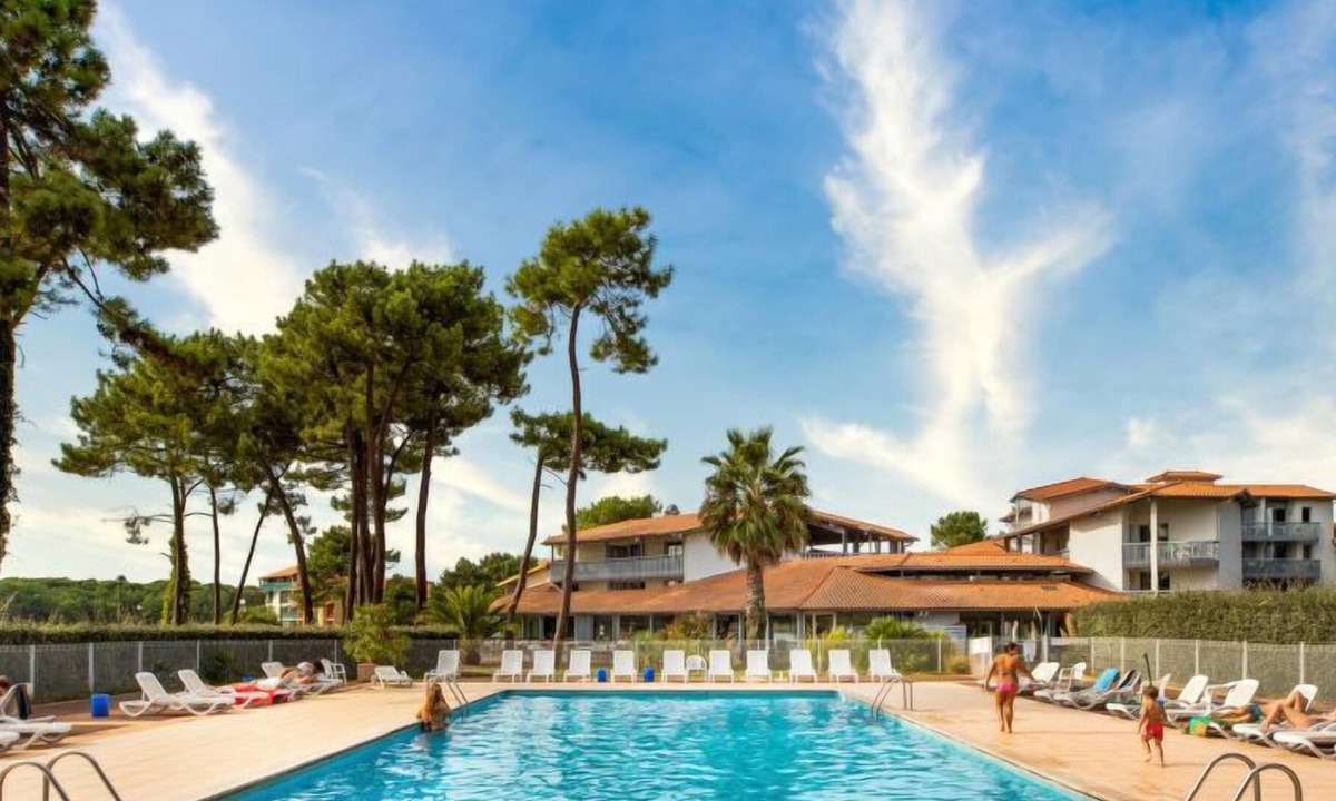 Soustons Apartment | Apartment Sowell Family Pignada Plage in Soustons - 2 persons, 1 bedrooms