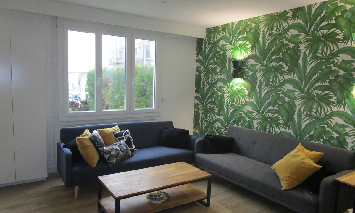 Royan Apartment | Apartment with terrace + garden, 3 bedrooms 200m from Foncillon beach!