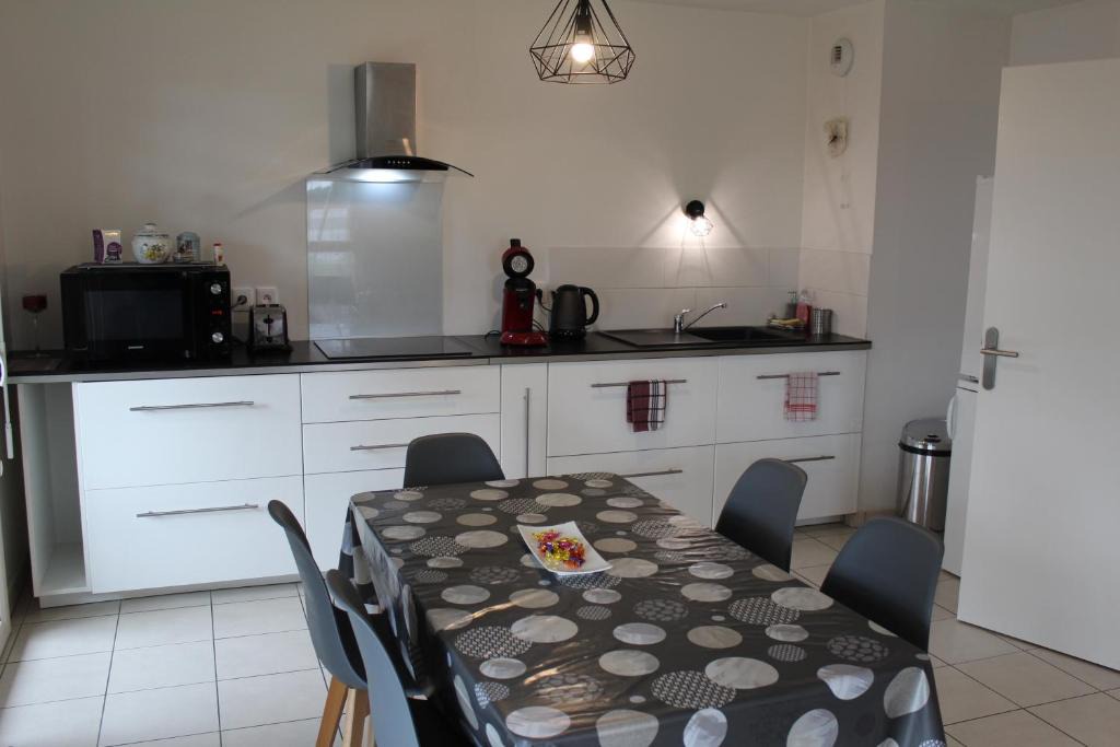 Quartier du Lac Apartment | appartement bordeaux lac