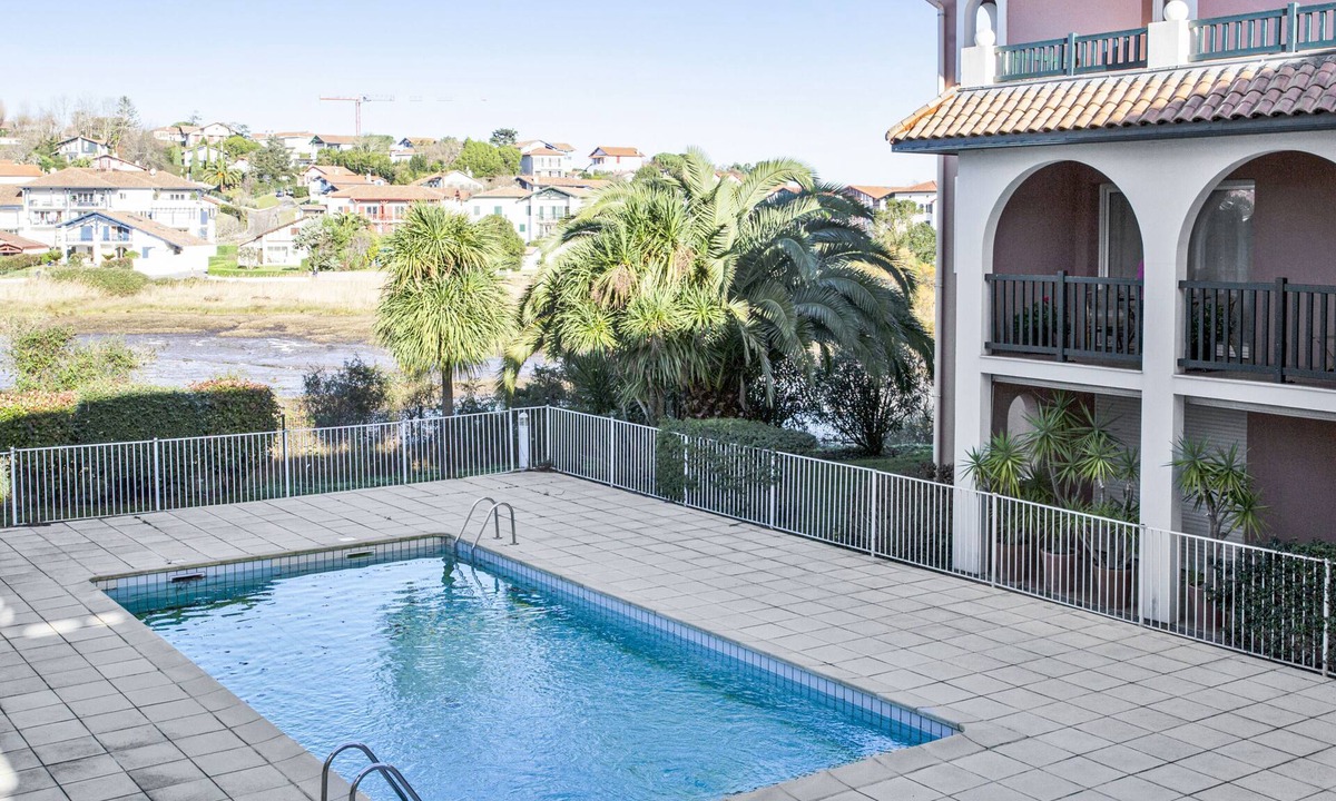 Ciboure Apartment | Appartement des 3 Couronnes - Welkeys