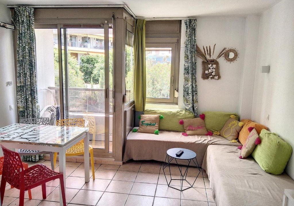 Juan-les-Pins Apartment | appartement standing