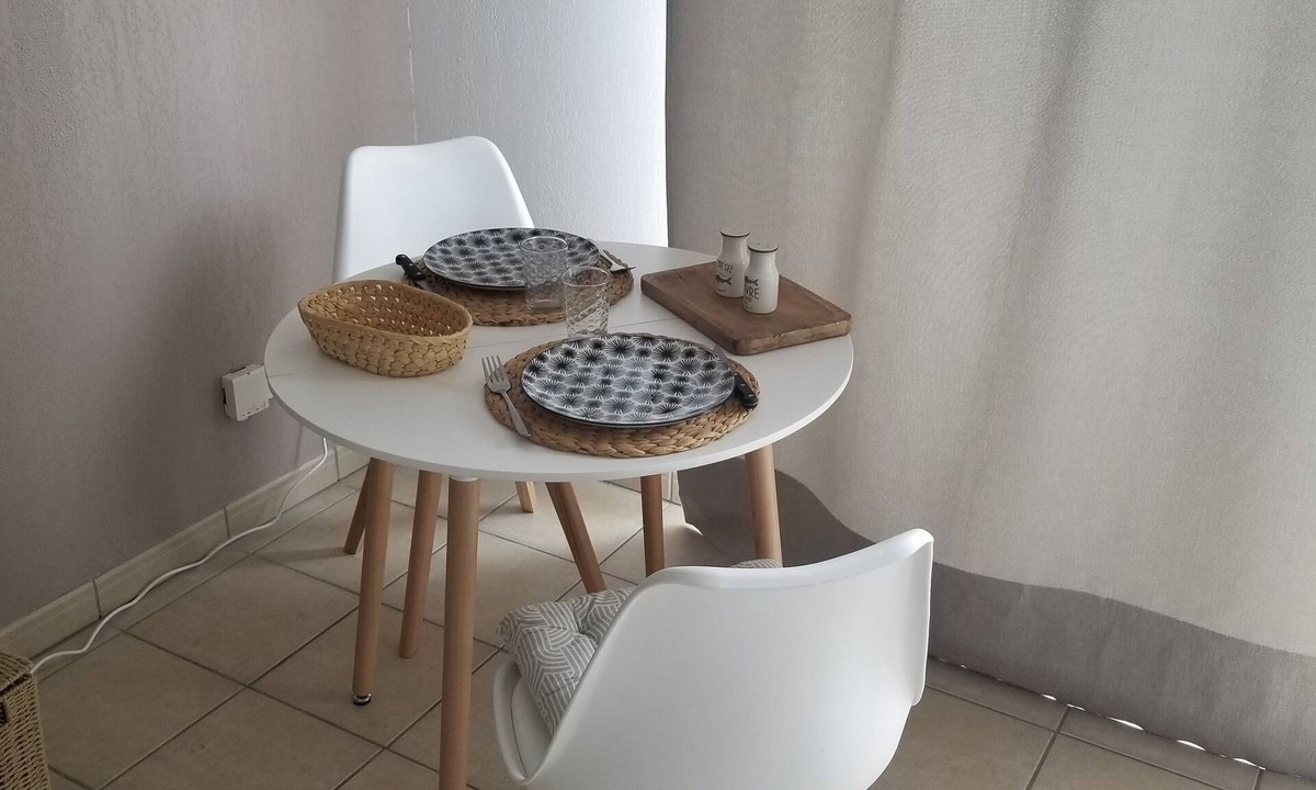 Blaye Apartment | Appartement T2 Calme et Lumineux Avec Balcon Proche Citadelle de Blaye