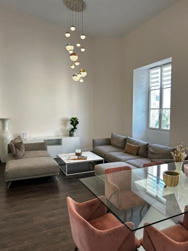 Bordeaux City Centre Apartment | Appartement ultra central Bordeaux Gambetta