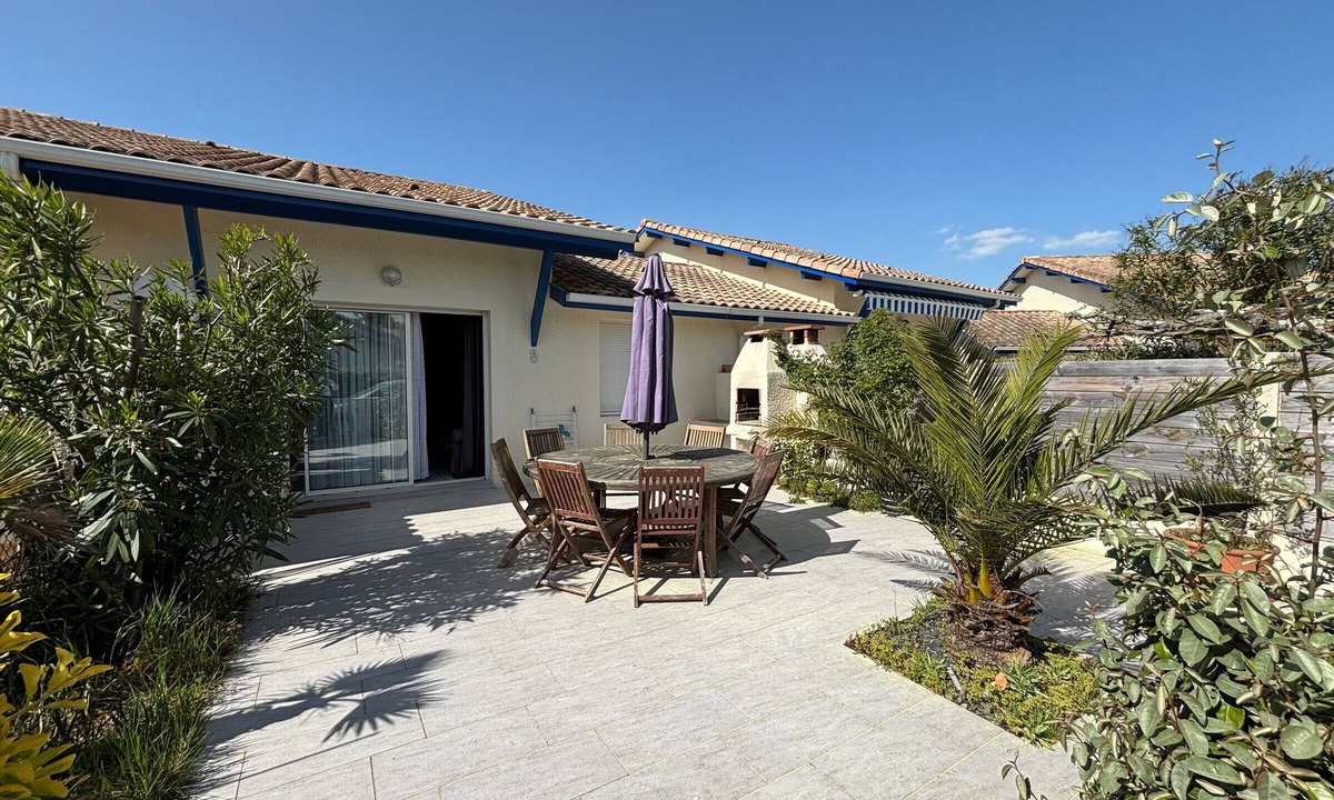 Biscarrosse Plage House | Beachside Duplex in a Quiet Area - Steps from Dunes & Shops - Parking & Cleaning Included