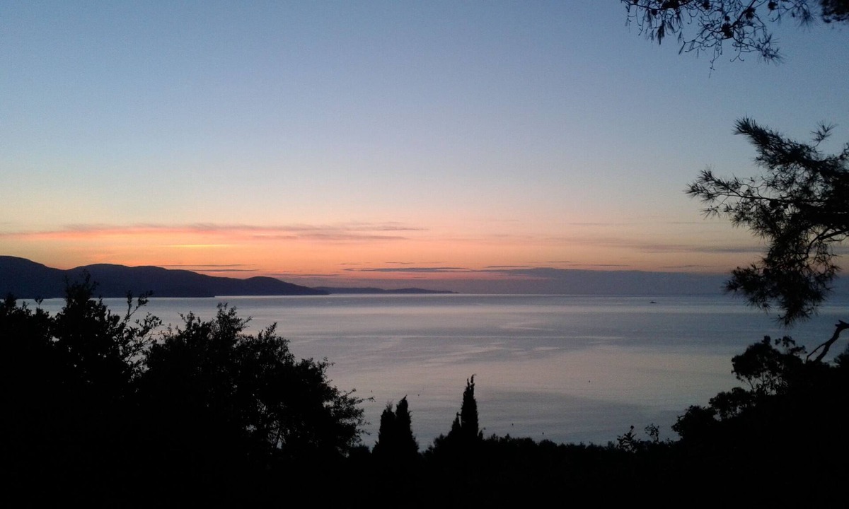 Cap Benat House | Beautiful, bright, sunny house Domaine du Gaou Bénat with panoramic sea views