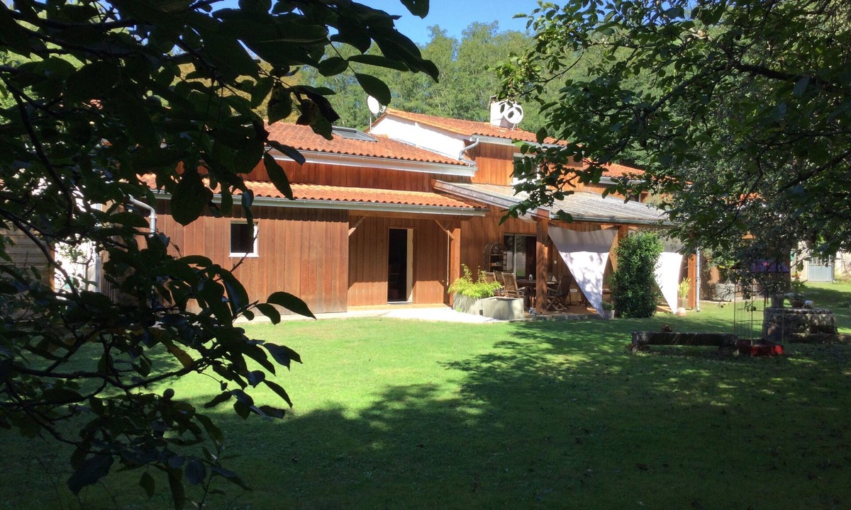 Gaillan-en-Medoc House | Beautiful country house with heated pool close to the ocean