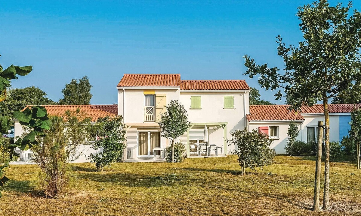 La Flotte House | Beautiful home in Talmont Saint Hilaire