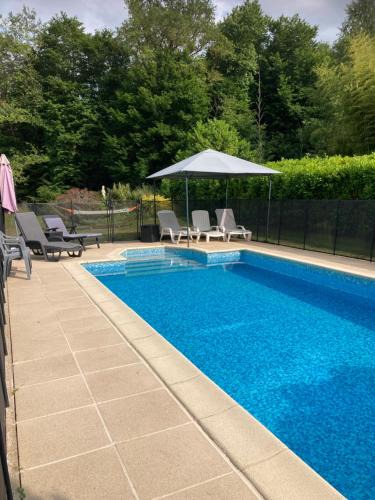 Busserolles House | Beautiful house with pool and spa in Dordogne 3 bedrooms