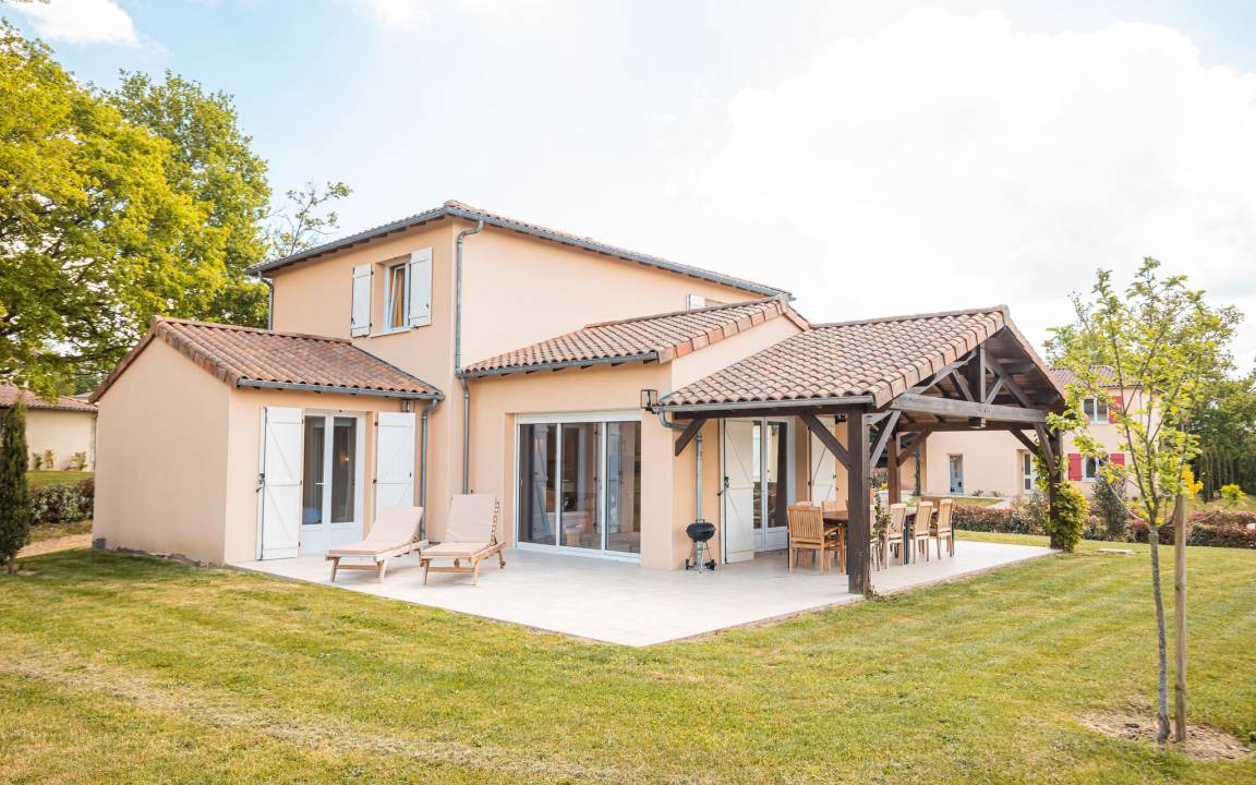 Vasles House | Bungalow ∙ 5 bedrooms ∙ 10 guests