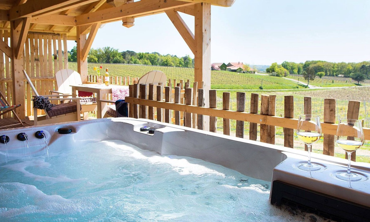 Monbazillac Cabin | Cabane de Charme Avec spa Privatif