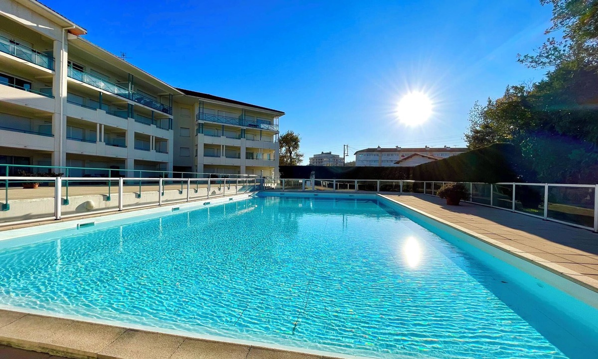 Ciboure Apartment | Caporizon - Erosoa-face au Golf-T1 Cosy-Heated pool