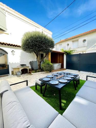 La Rochelle House | Casa Rochelaise - Jacuzzi