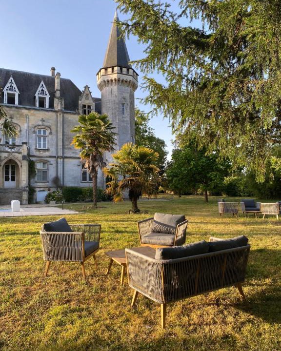 Blaye Villa | Château Borgeat de Lagrange - gîte d'exception