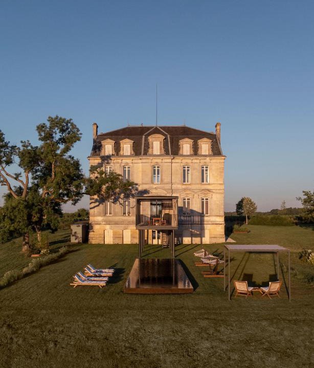 Saint-Christoly-Medoc Villa | Château Leboscq, Médoc